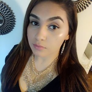 Meet your Posher, Rossa